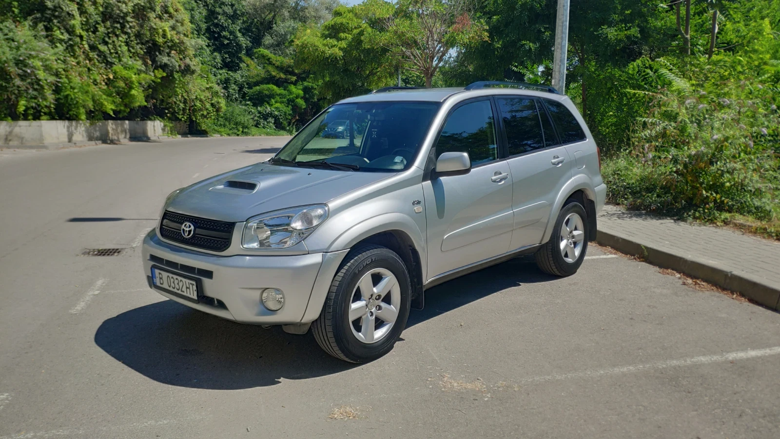 Toyota Rav4 2.0 D-4D , снимка 2 - Автомобили и джипове - 55641833