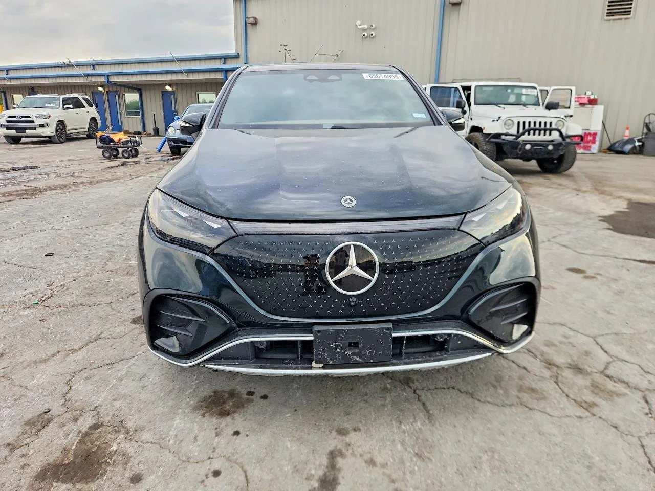 Mercedes-Benz EQE 350+ , снимка 5 - Автомобили и джипове - 56663167