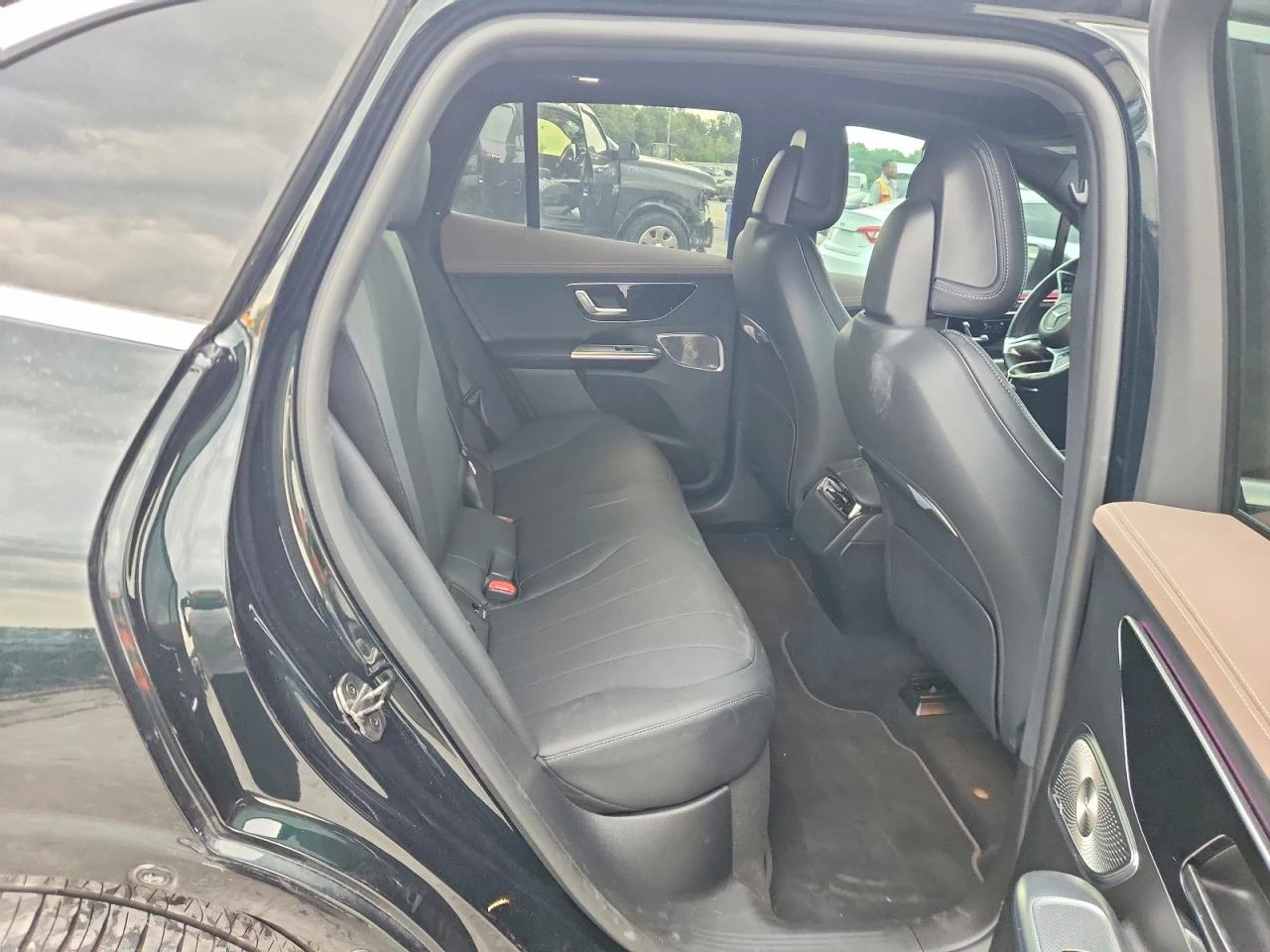 Mercedes-Benz EQE 350+ , снимка 11 - Автомобили и джипове - 56663167