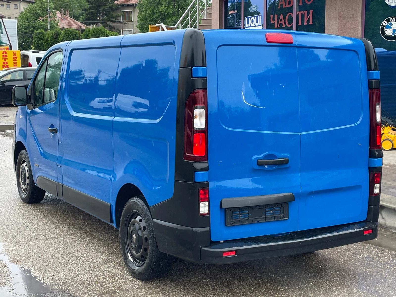 Renault Trafic 1.6dCi* KLIMA - изображение 6