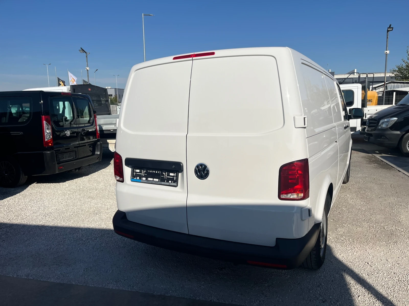 VW Transporter 2.0тди-Макси-Клима-Хладилен - изображение 4