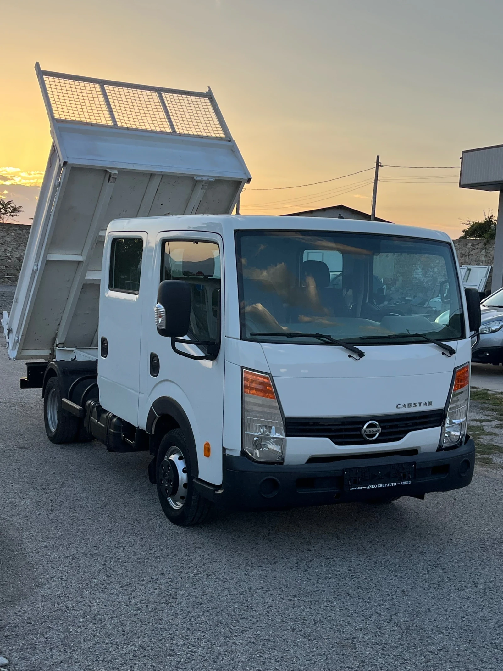 Nissan Capstar Сампсвал клима