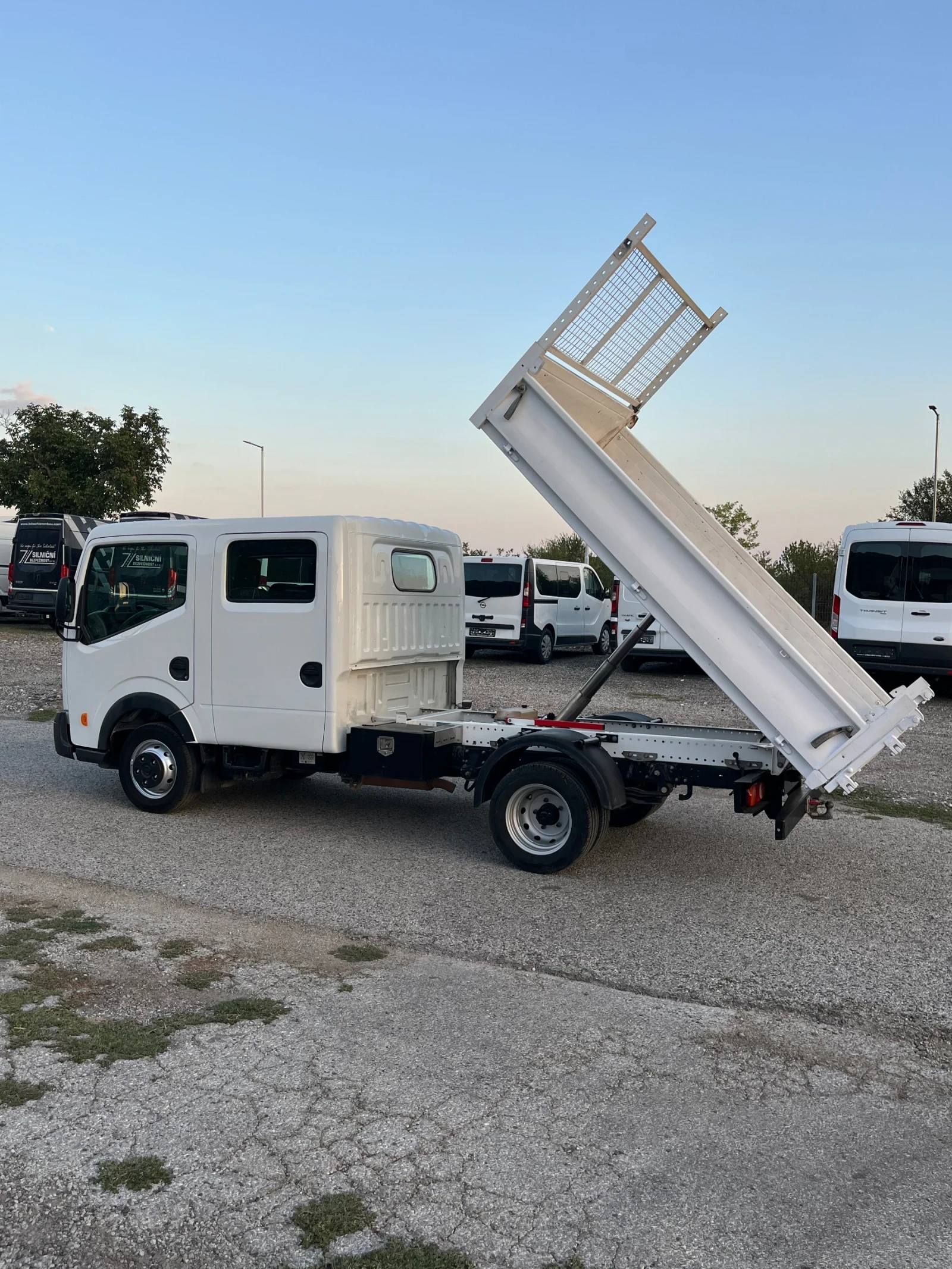 Nissan Capstar Сампсвал клима, снимка 6 - Бусове и автобуси - 55896255