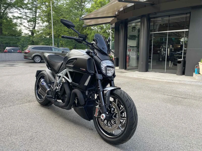 Ducati Diavel 1200/CARBON/TERMIGNONI/1415 КМ!!! - изображение 4