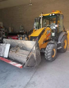 Багер JCB 3CX, снимка 1