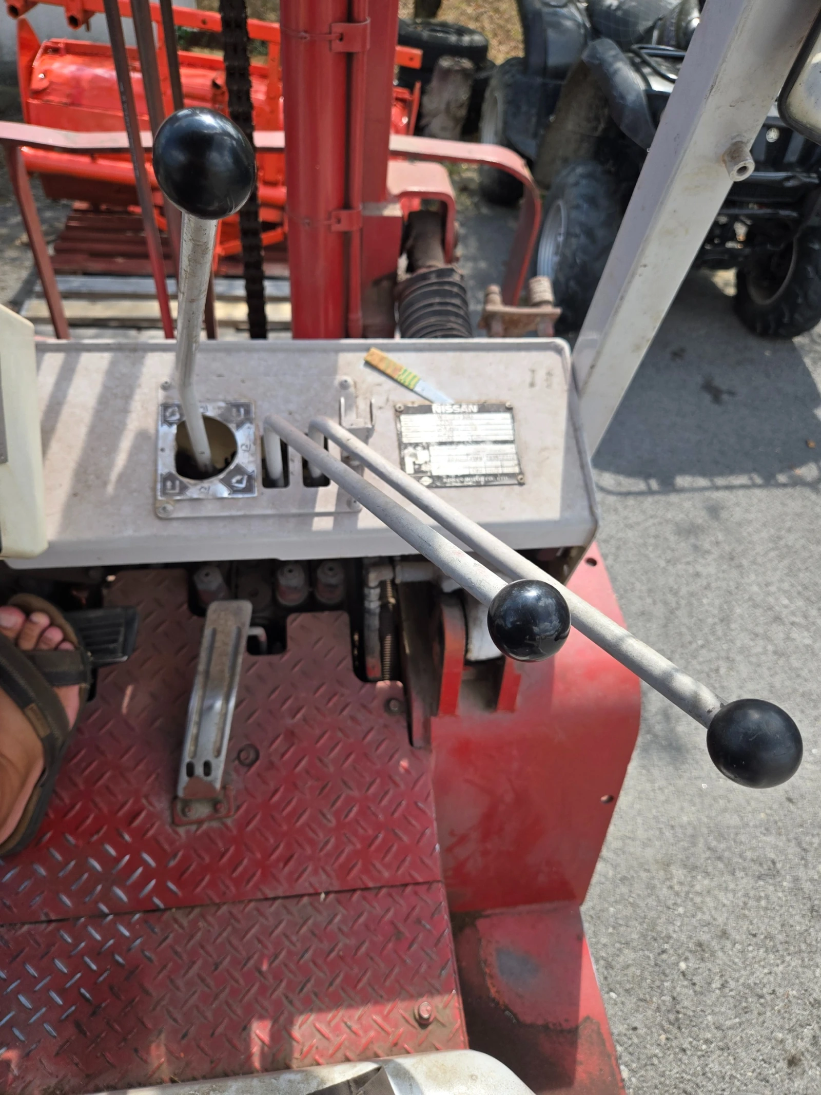  Nissan  3.5t | Mobile.bg   7