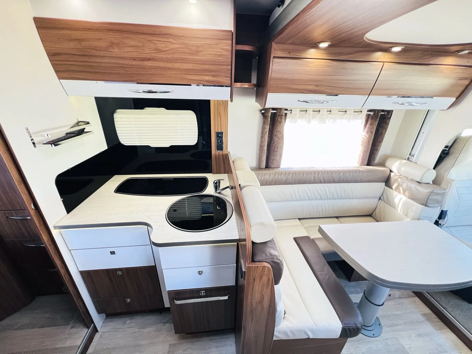������ Pilote P 716 ESSENTIEL. �������� ����� �������� | Mobile.bg � ����������� 11