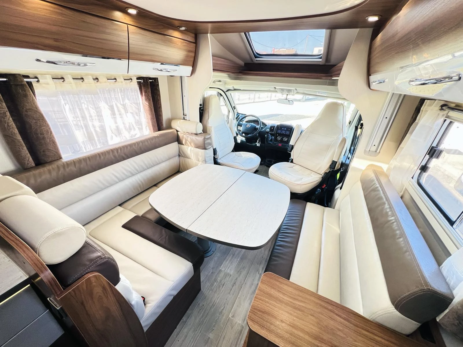 ������ Pilote P 716 ESSENTIEL. �������� ����� �������� | Mobile.bg � ����������� 7