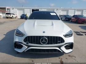 Mercedes-Benz C 63 AMG 2.0l Amg C 63 S E Performance, снимка 13