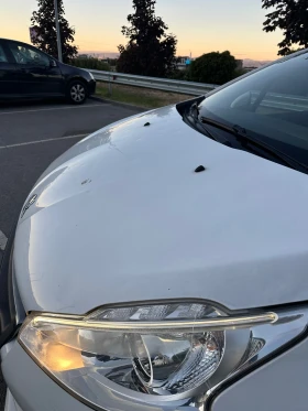 Peugeot 208 1.2 Turbo, снимка 17