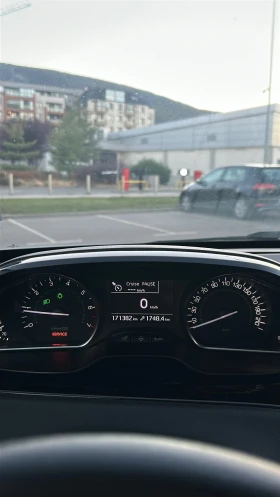 Peugeot 208 1.2 Turbo, снимка 5