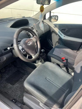 Toyota Yaris 1.3 бензин 87к.с., снимка 7