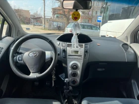 Toyota Yaris 1.3 бензин 87к.с., снимка 6