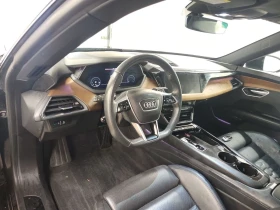 Audi E-Tron GT QUATTRO* Pano* Back cam* Обдухване* Подгрев*  - 32800 € / 64151.22 лв. - 51990314 7