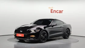 ������ Ford Mustang