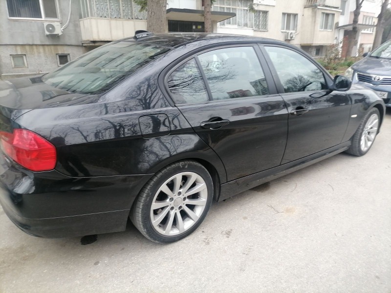 BMW 320, снимка 9 - Автомобили и джипове - 44687915