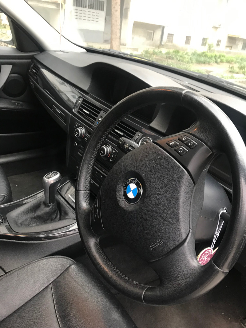 BMW 320, снимка 7 - Автомобили и джипове - 44687915