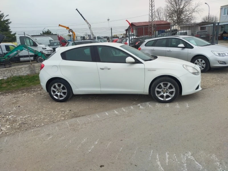 Alfa Romeo Giulietta 1,4/газ/, снимка 2 - Автомобили и джипове - 45017362