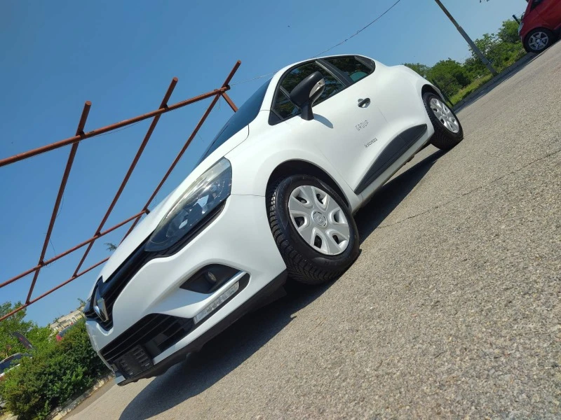 Renault Clio, снимка 11 - Автомобили и джипове - 46279861