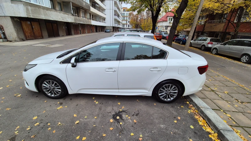 Toyota Avensis, снимка 7 - Автомобили и джипове - 47820639