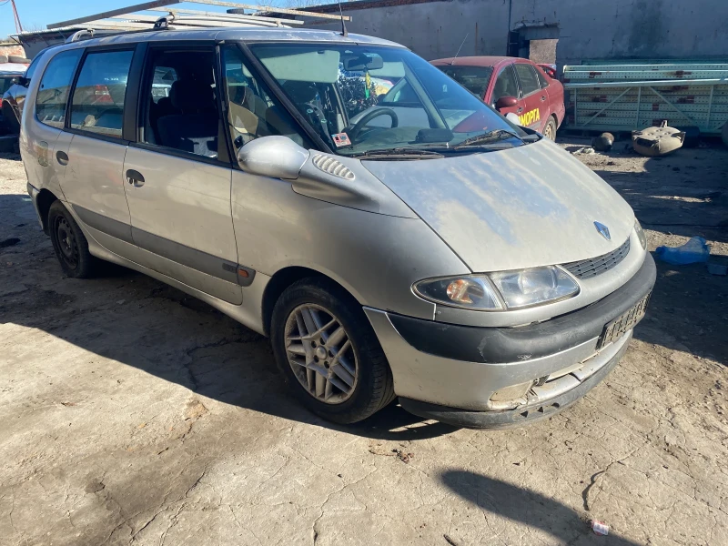 Renault Espace 2.0i, снимка 3 - Автомобили и джипове - 48412057