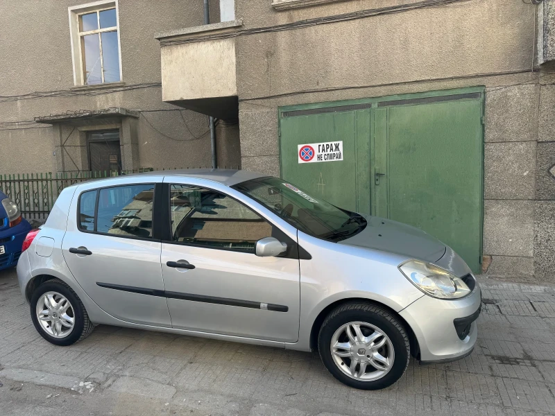 Renault Clio, снимка 2 - Автомобили и джипове - 49056196