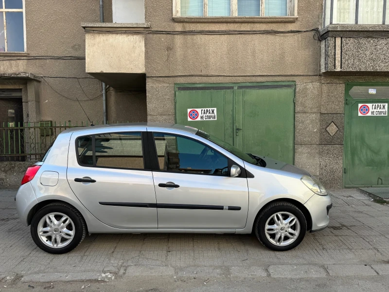 Renault Clio, снимка 3 - Автомобили и джипове - 49056196