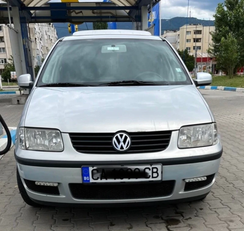 VW Polo, снимка 1 - Автомобили и джипове - 49380571