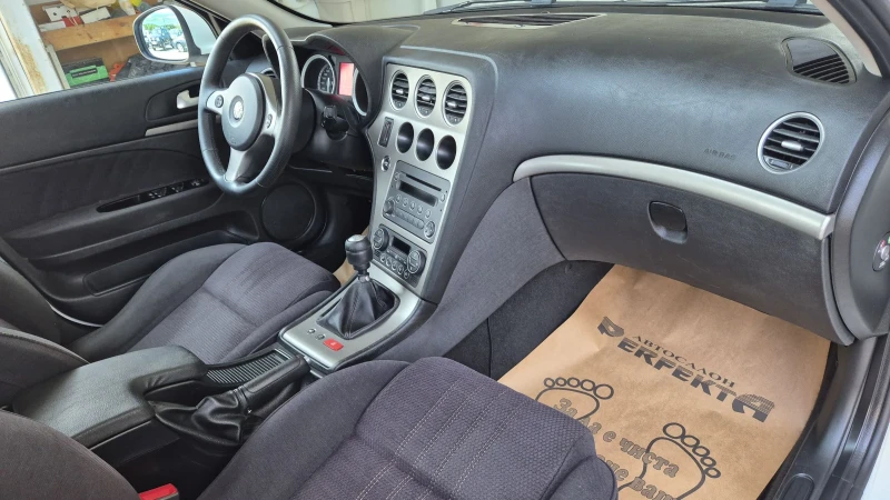 Alfa Romeo 159 1.9jtdm 120к.с., снимка 14 - Автомобили и джипове - 50723691