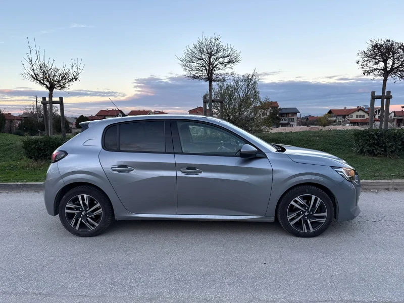 Peugeot 208 Allure , снимка 5 - Автомобили и джипове - 52256269