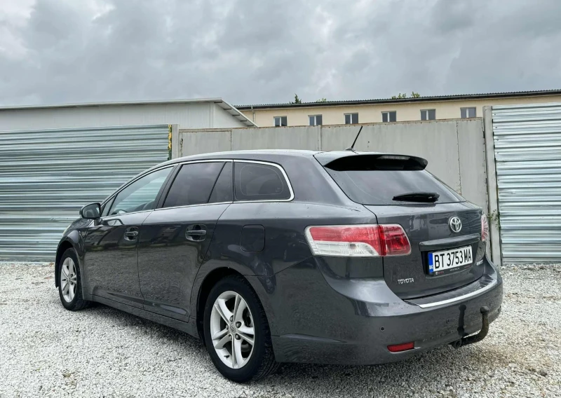 Toyota Avensis ГАЗ* АВТОМАТ , снимка 7 - Автомобили и джипове - 52029469