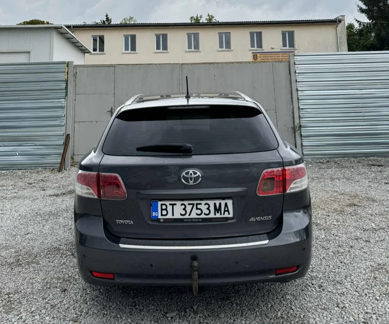 Toyota Avensis ГАЗ* АВТОМАТ , снимка 13 - Автомобили и джипове - 52029469