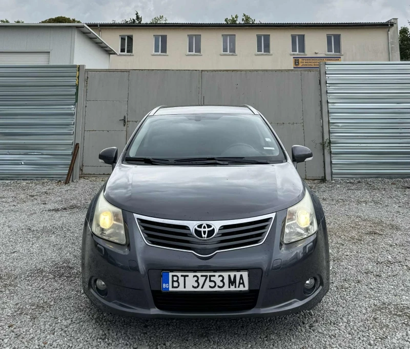 Toyota Avensis ГАЗ* АВТОМАТ , снимка 2 - Автомобили и джипове - 52029469