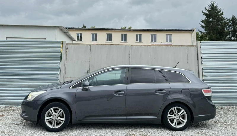 Toyota Avensis ГАЗ* АВТОМАТ , снимка 4 - Автомобили и джипове - 52029469