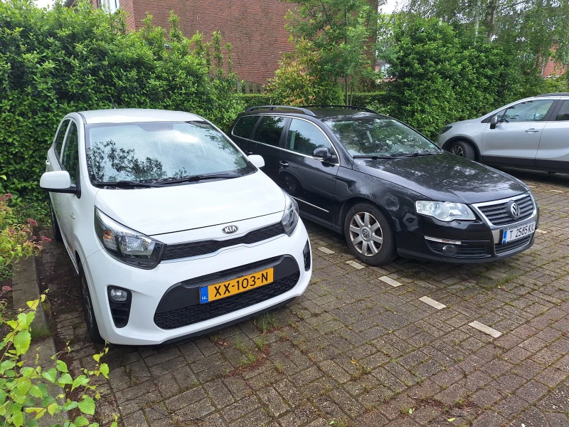 VW Passat B6 Variant, снимка 5 - Автомобили и джипове - 52508334