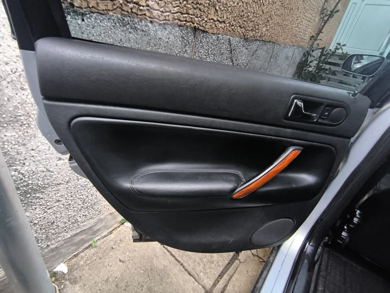 VW Passat B5 4x4 syncro , снимка 8 - Автомобили и джипове - 52179456