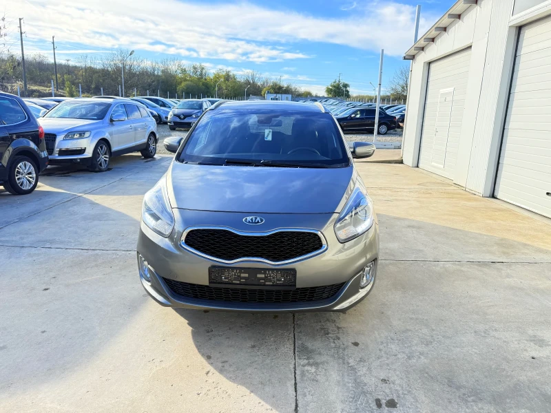 Kia Carens 1.7crdi 136k.c* Navi* UNIKAT, снимка 10 - Автомобили и джипове - 52396729