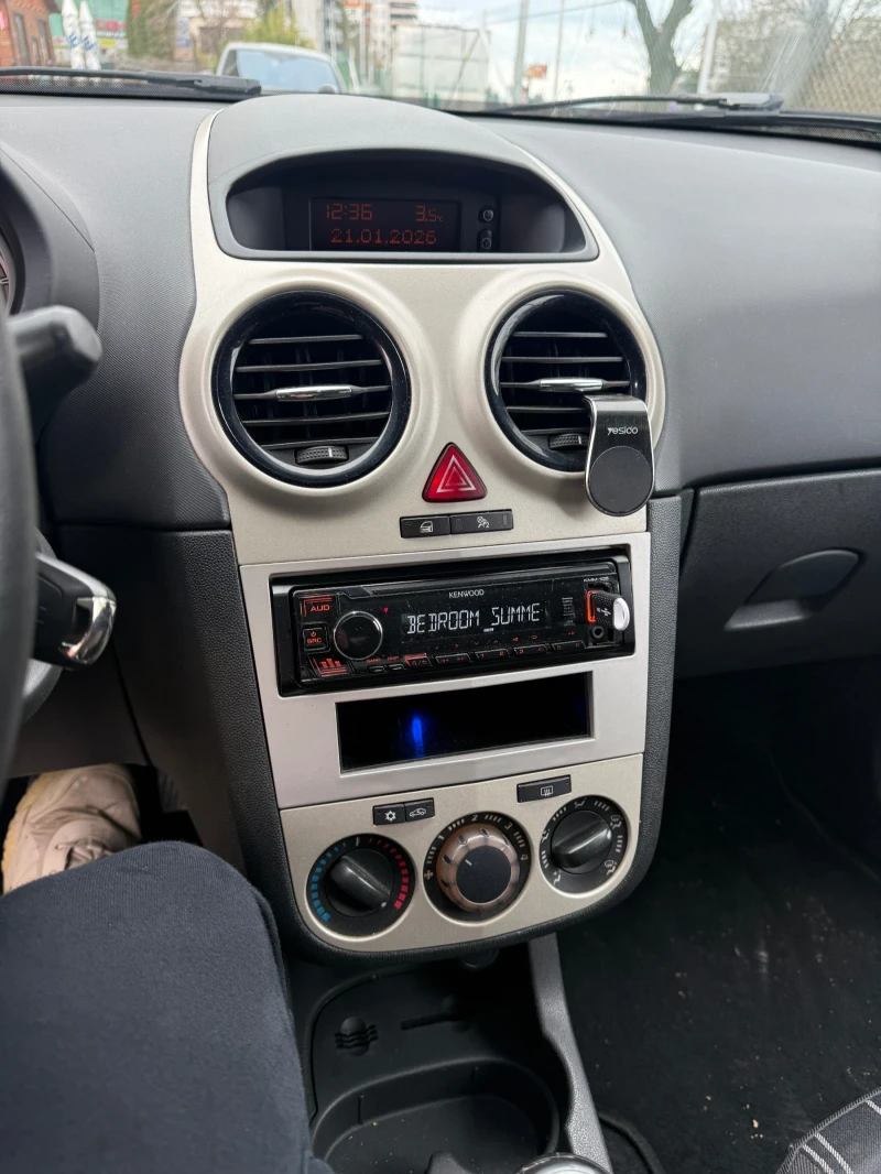 Opel Corsa, снимка 12 - Автомобили и джипове - 53181366