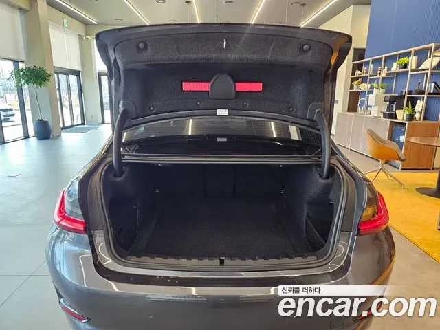 BMW 320 G20, снимка 5 - Автомобили и джипове - 54604063