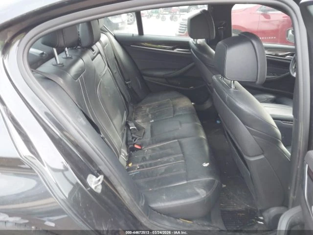 BMW 540 * M-SPORT* КОЖА* ПОДГРЕВ* ОБДУХВАНЕ* ШИБИДАХ* , снимка 8 - Автомобили и джипове - 54624144
