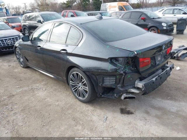 BMW 540 * M-SPORT* КОЖА* ПОДГРЕВ* ОБДУХВАНЕ* ШИБИДАХ* , снимка 3 - Автомобили и джипове - 54624144