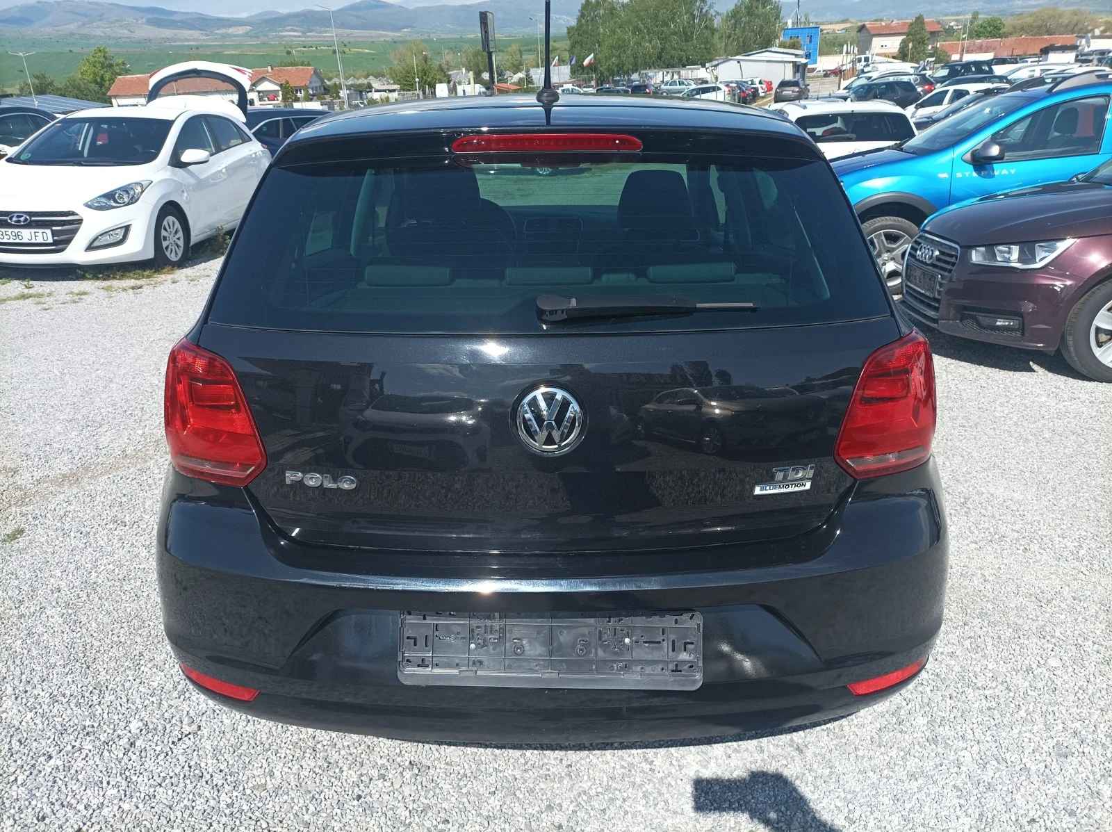 VW Polo 1.4TDI-75K.C-NAVI-EURO6 - изображение 6