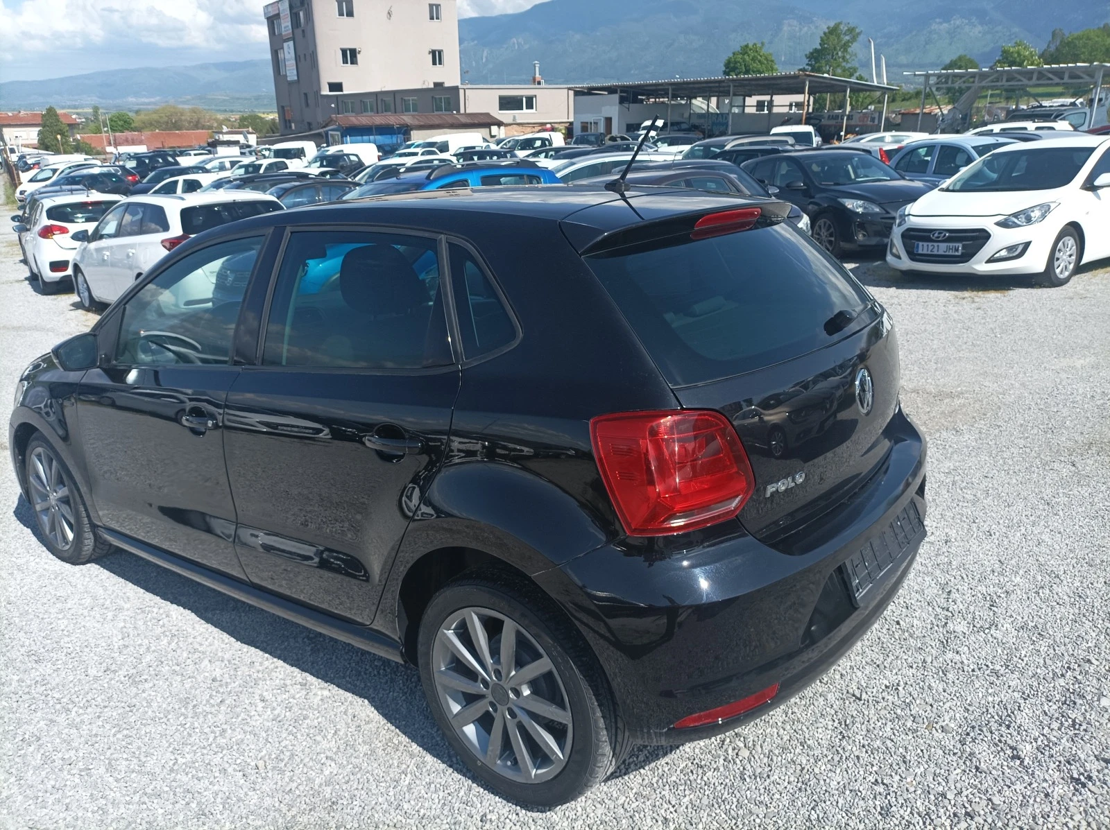 VW Polo 1.4TDI-75K.C-NAVI-EURO6 - изображение 7