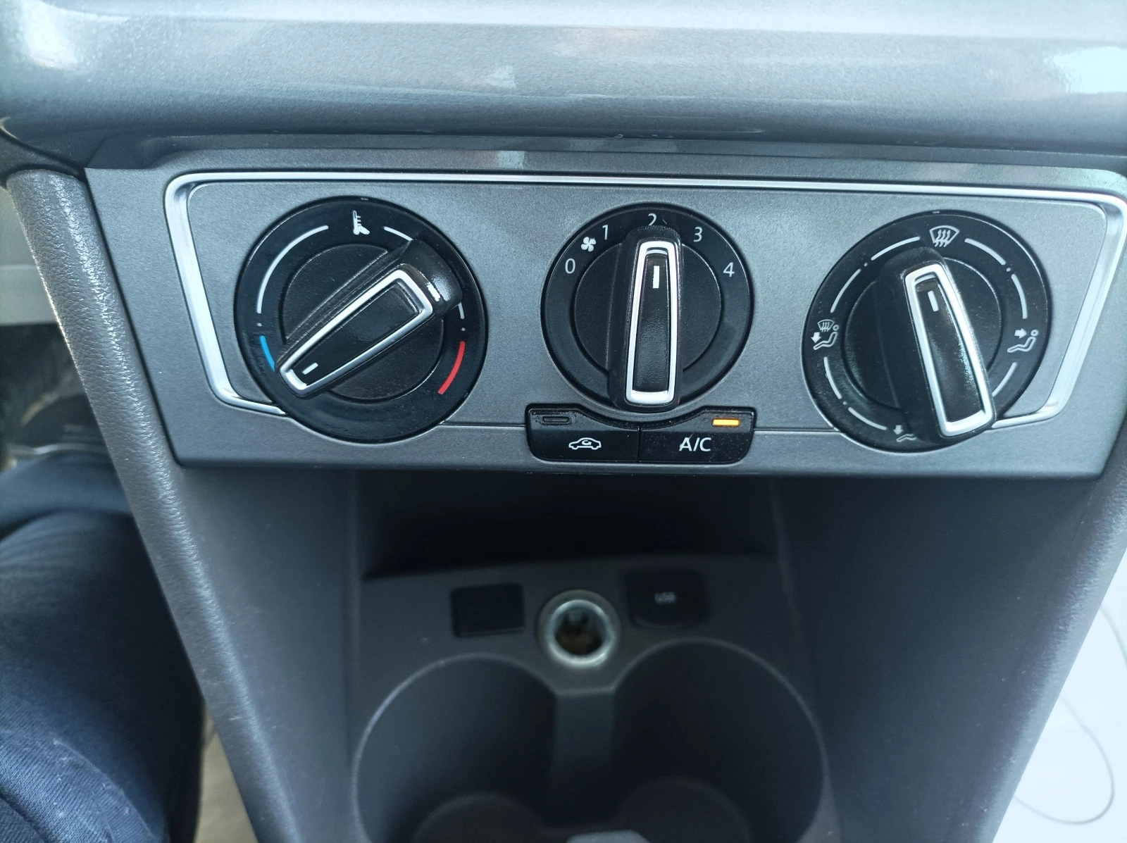 VW Polo 1.4TDI-75K.C-NAVI-EURO6 | Mobile.bg   15