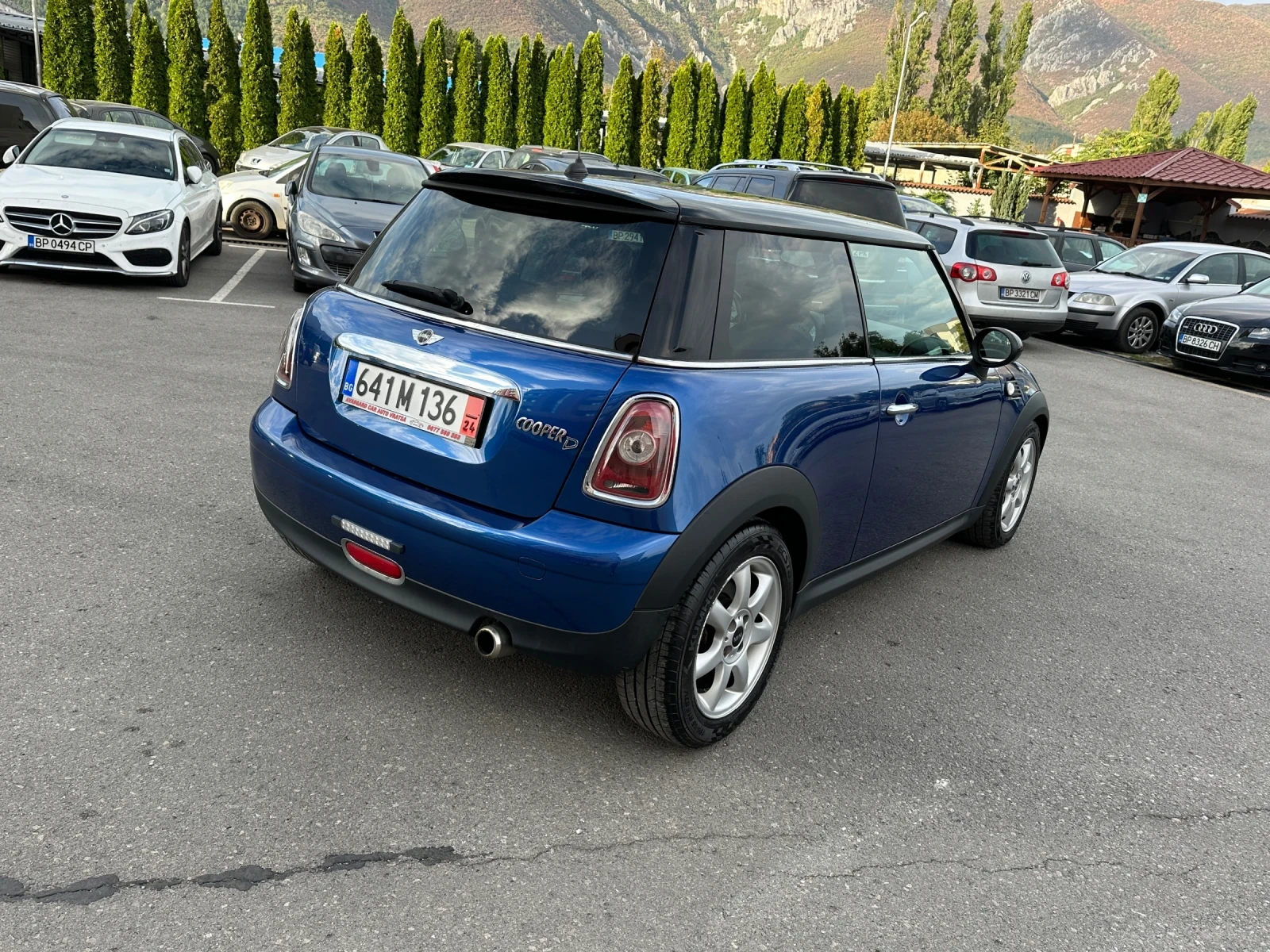 Mini Cooper 1.6TDI - КЛИМАТРОНИК - изображение 5