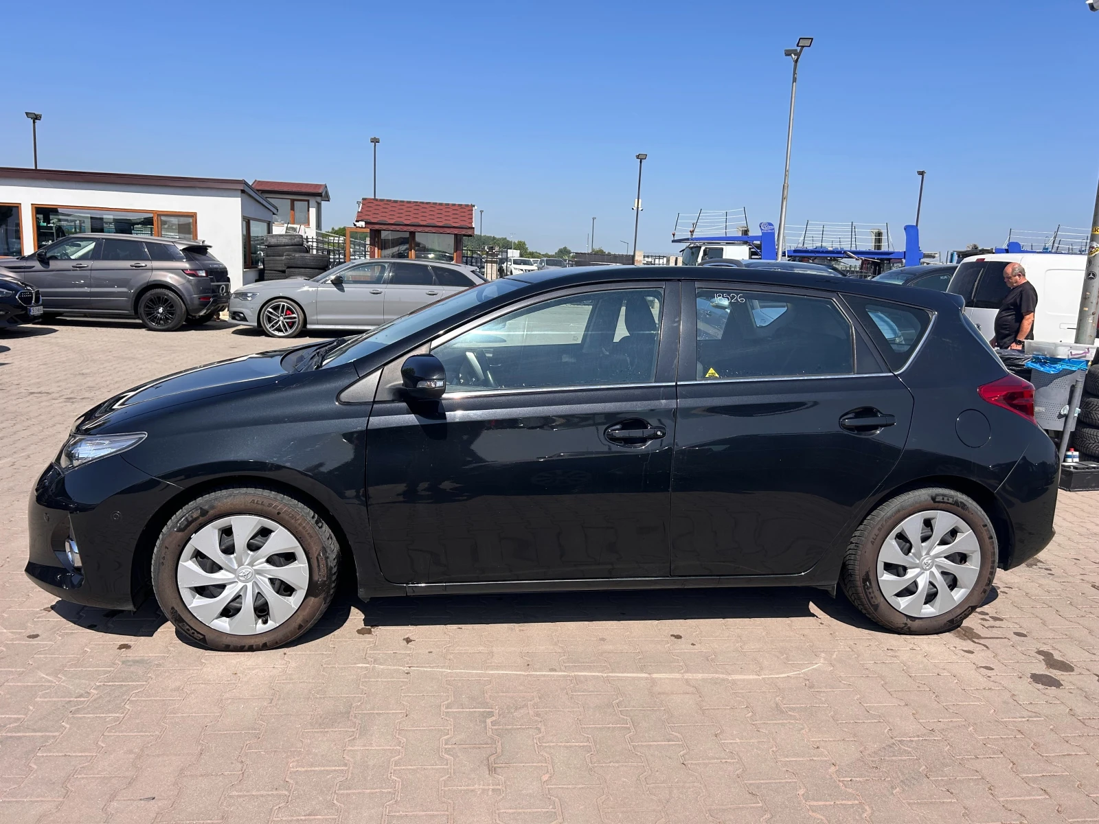 Toyota Auris 2.0D-4D NAVI/KAMERA EURO 5 - изображение 9