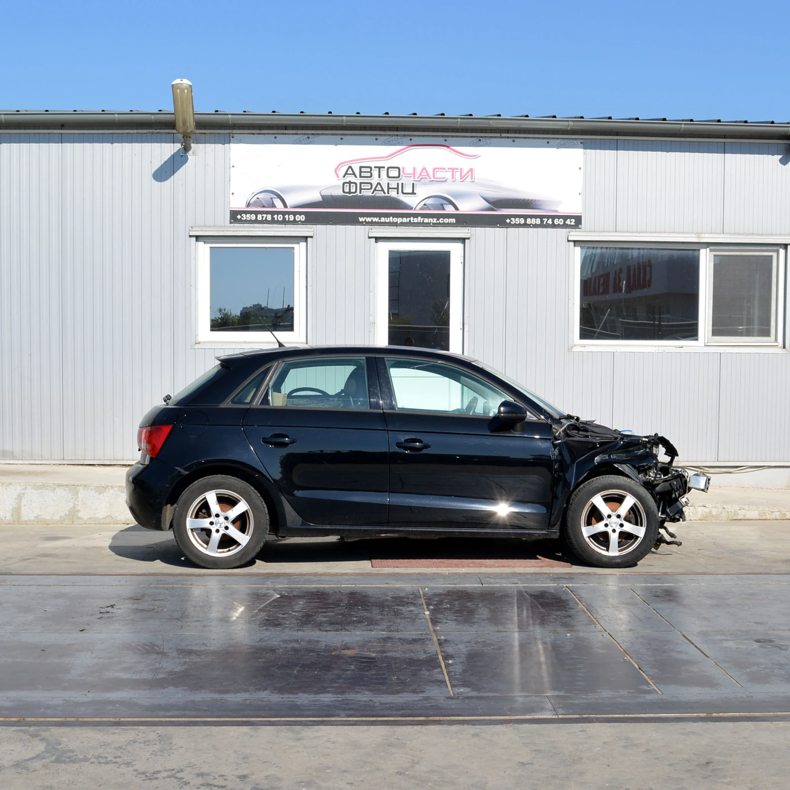Audi A1 1.2 TFSI - изображение 2