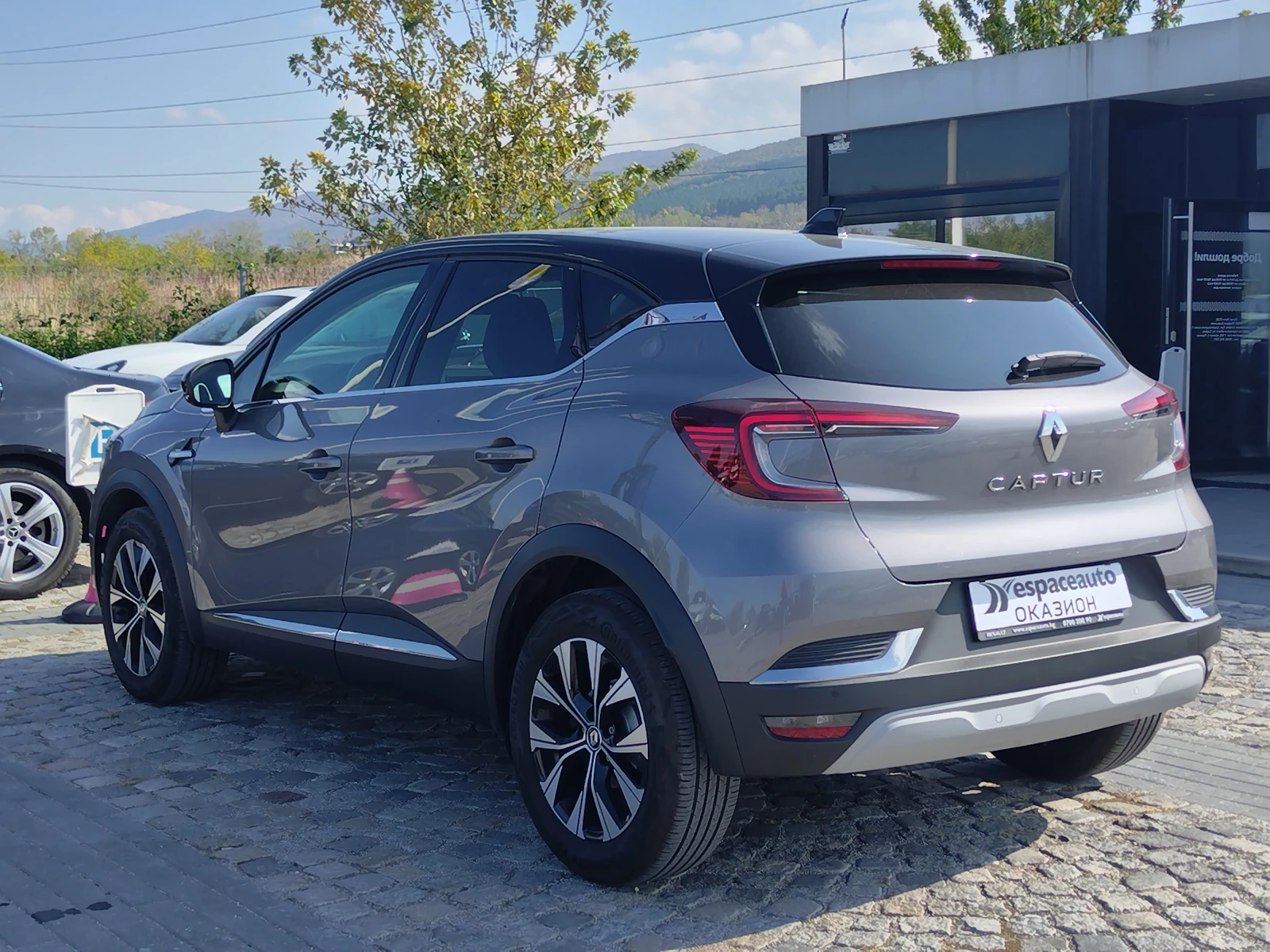 Renault Captur 1.3TCe/140к.с/techno  - изображение 7
