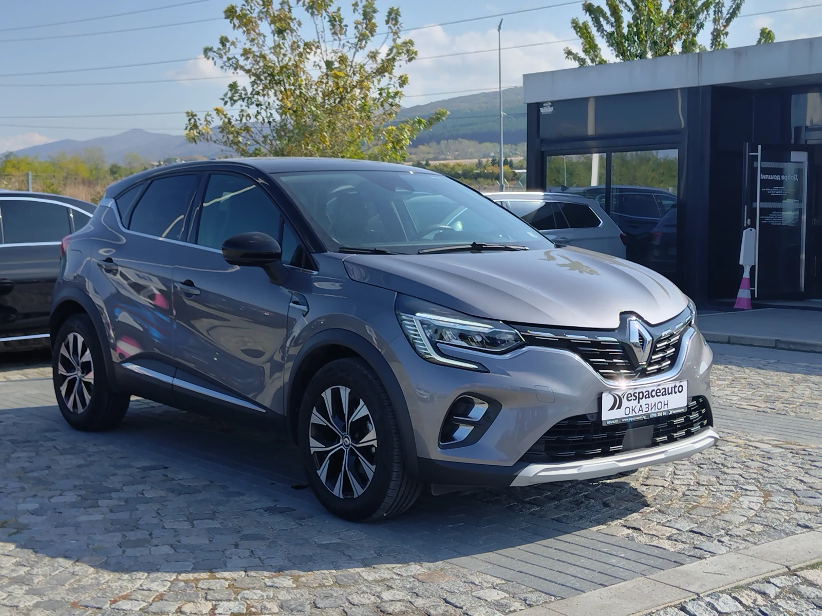 Renault Captur 1.3TCe/140к.с/techno  - изображение 3