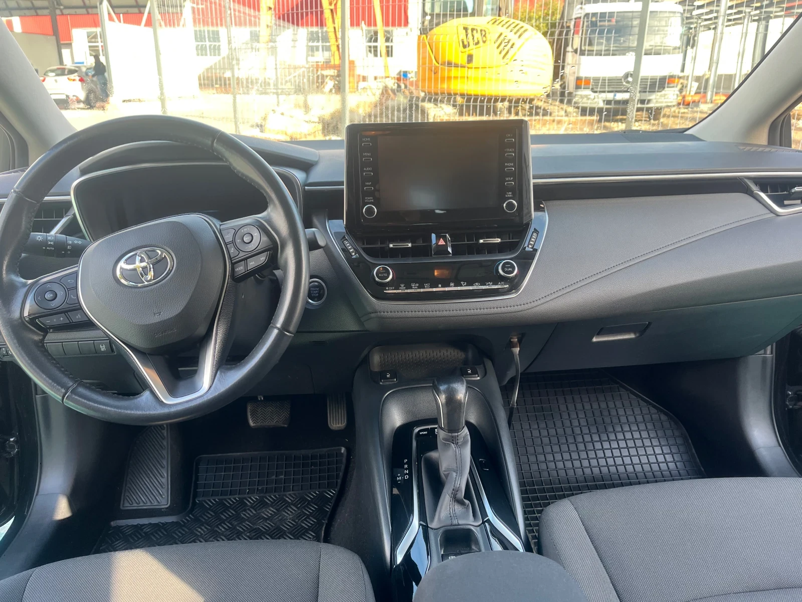 Toyota Corolla Executive plus - изображение 8